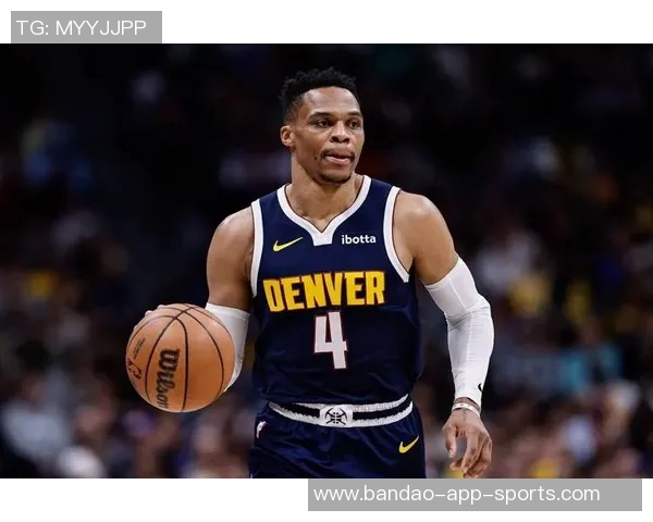 威少以前MVP身份签非保障合同这一选择在NBA历史上极为罕见