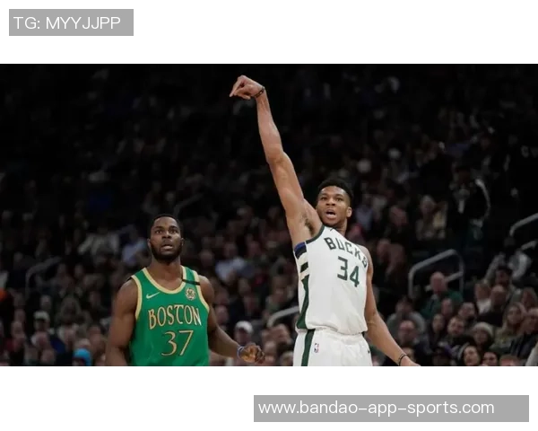 诺曼鲍威尔表现出色17投9中贡献21分三分球命中率高达50但难挽败局